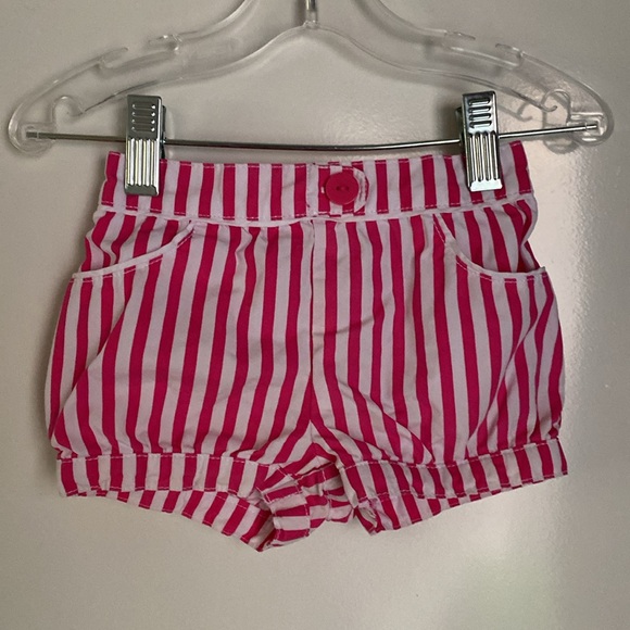 BUNDLE OF ADORABLE GIRLS CLOTHES SIZE 12-18 months . - Picture 5 of 13